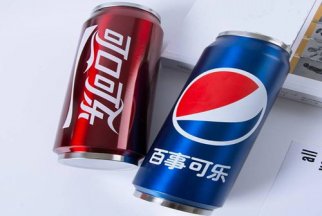 标准光源箱测定易拉罐的颜色